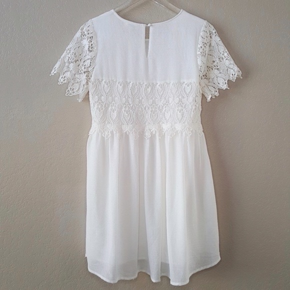 NWOT Hayden Los Angeles Crochet Lace Dress S - Picture 3 of 8